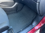 Nissan Qashqai 2014–2021 EVA rohože do interiéru pro Rogue Sport (černé) fotografie 17