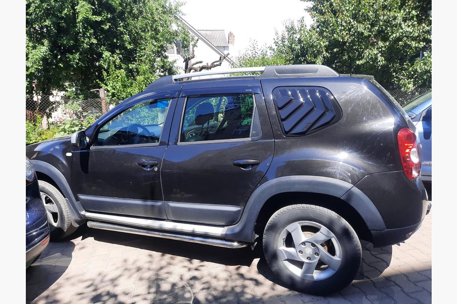 Dacia Duster 2008–2018 Kryty zadních oken EuroCap (2 ks, ABS) Image