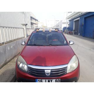 Kšilt čelního skla (LED, černý mat) Dacia Sandero 2007–2013 fotografie 2