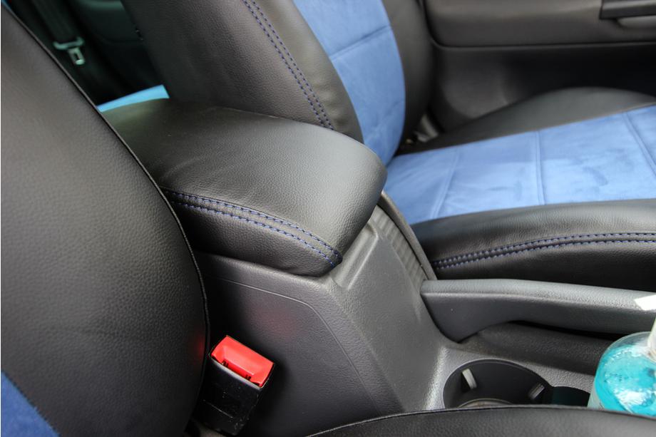 Volkswagen Passat B5 1997–2005 Autopotahy eko kůže + látka + Alcantara Antara A006 (kompletní sada do celého interiéru) Fotografie 9