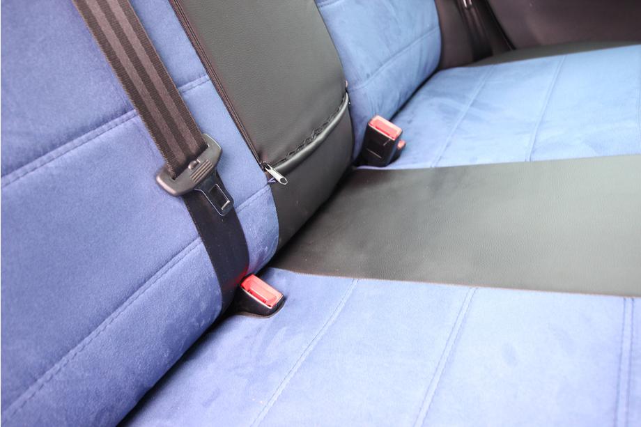 Volkswagen Passat B5 1997–2005 Autopotahy eko kůže + látka + Alcantara Antara A006 (kompletní sada do celého interiéru) Fotografie 10