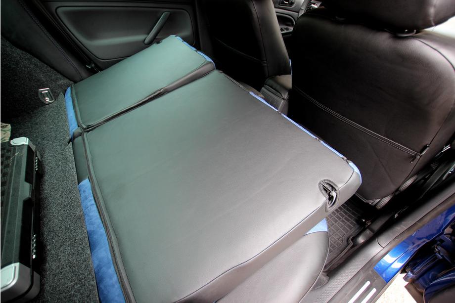 Volkswagen Passat B5 1997–2005 Autopotahy eko kůže + látka + Alcantara Antara A006 (kompletní sada do celého interiéru) Fotografie 12