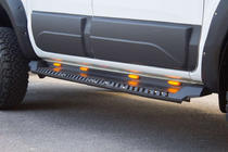 Ford Ranger 2007–2011 Boční nášlapy Dakar V1 s LED (2 ks, kov) fotografie 2