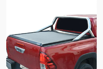 Toyota Hilux 2015– Ochranné oblouky Omback (2015-2020) fotografie 1