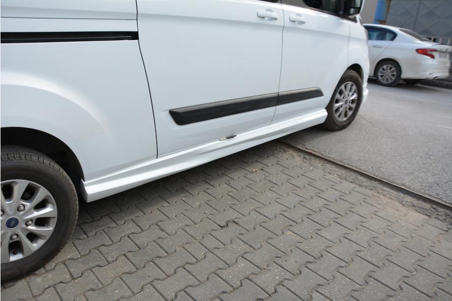 Ford Custom 2013–2022 Boční prahy (2 ks, k lakování) Image