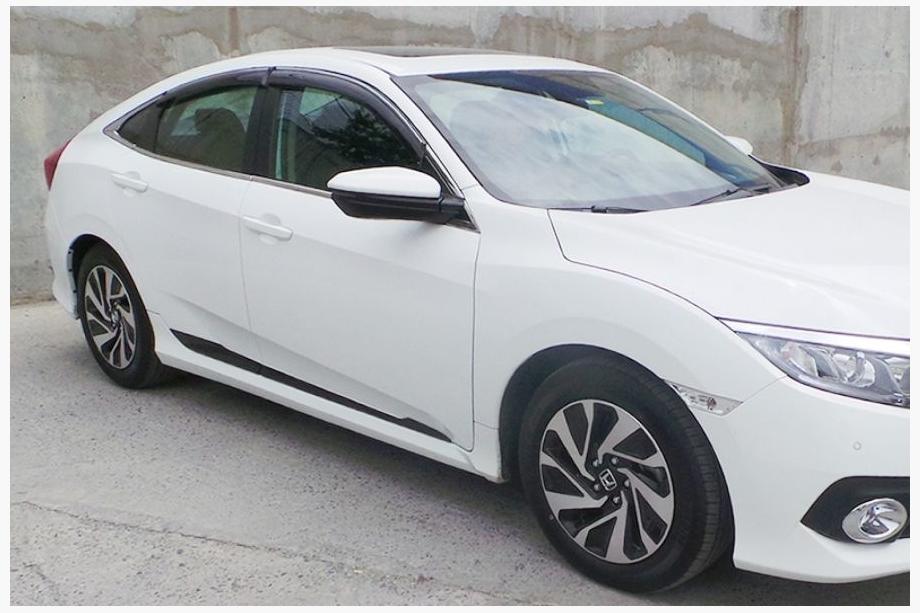 Honda Civic Sedan X 2016–2021 Dveřní lišty (4 ks, černé) Image