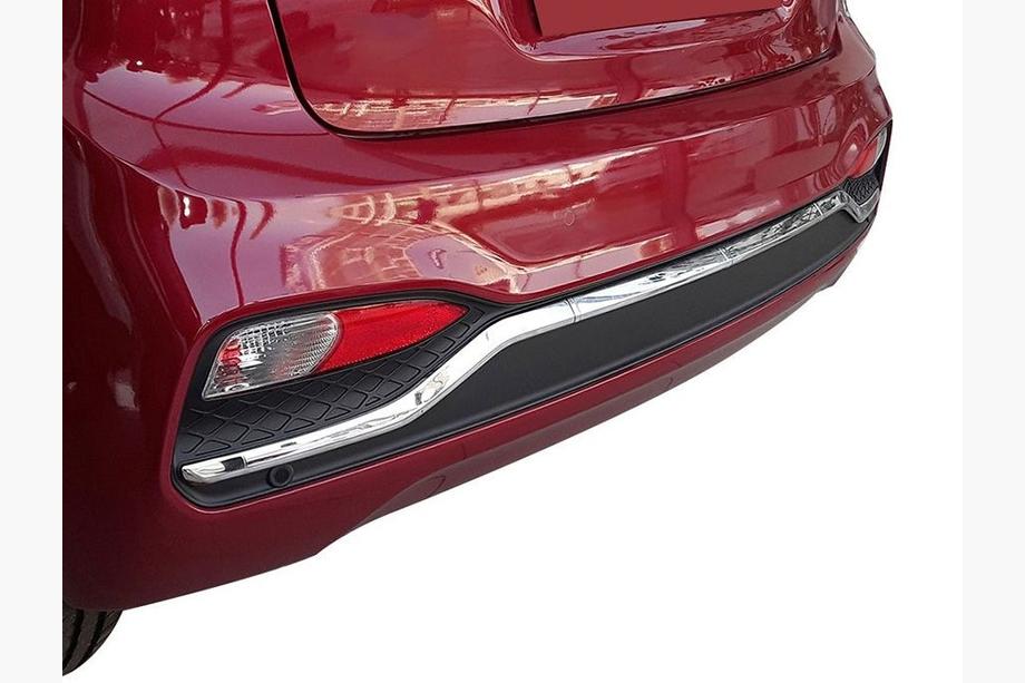 Hyundai I-20 2014–2020 Nerezová lišta na hranu zadního nárazníku 2018-2020 (nerez) Image