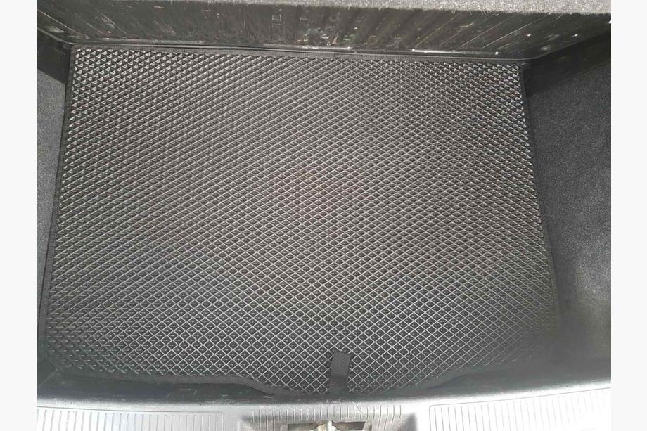Fiat Punto Grande/EVO 2006–2018 EVA vana do kufru (černá) Image