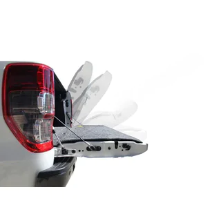 Plynové vzpěry víka kufru Isuzu D-Max 2011–2019 fotografie 1