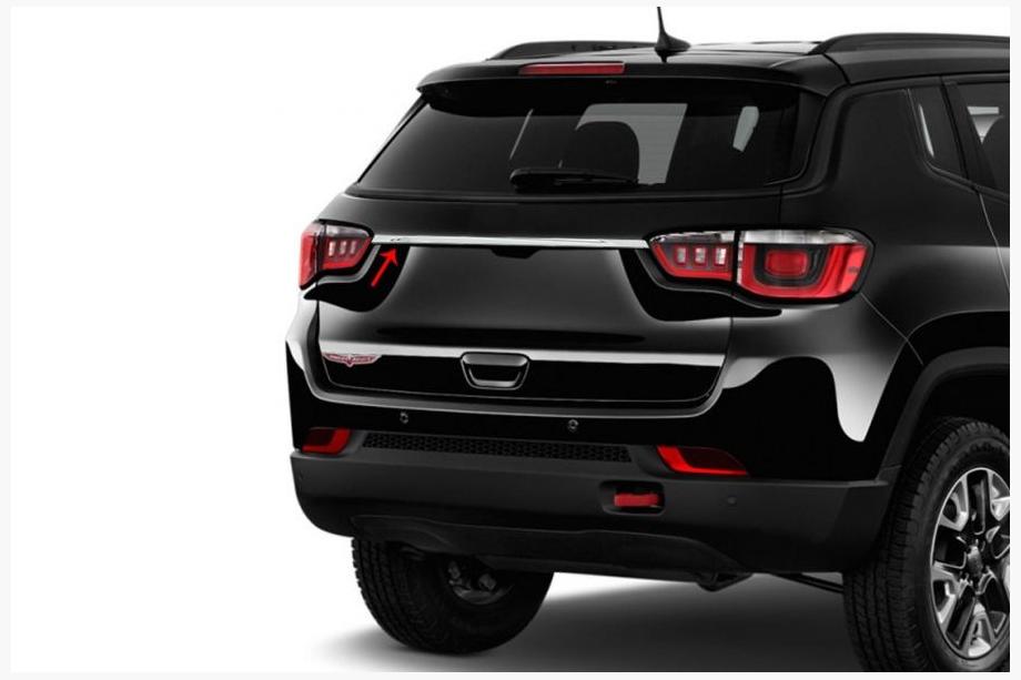 Jeep Compass 2016– Chromová lišta na víko kufru (nerezová) Image