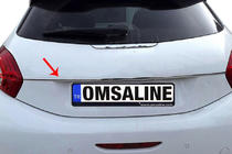 Peugeot 208 2012–2019 Chromová lišta nad SPZ OmsaLine (nerez) fotografie 1