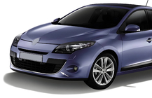 Renault Megane III 2009–2016 Nerezová lišta na přední nárazník 2013-2016 (HB) fotografie 1