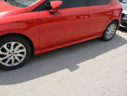 Seat Leon 2013–2020 Boční prahy Meliset (k lakování) fotografie 1