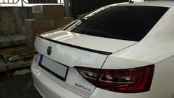 Skoda Superb 2015–2024 Spoiler (k lakování) fotografie 2