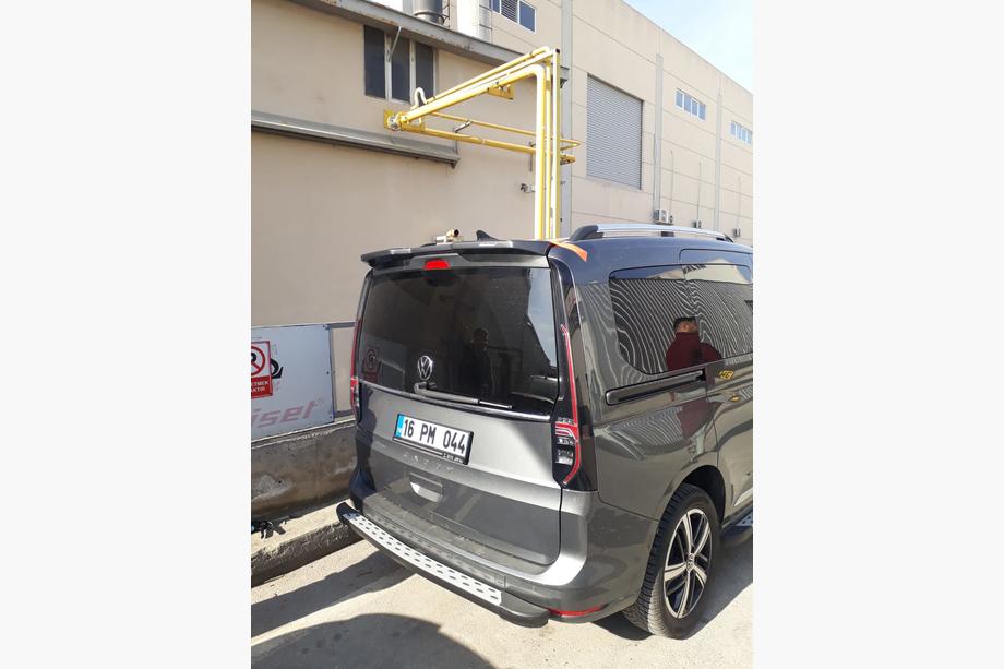 Volkswagen Caddy 2020– Spoiler (1 dveře, k lakování) Image