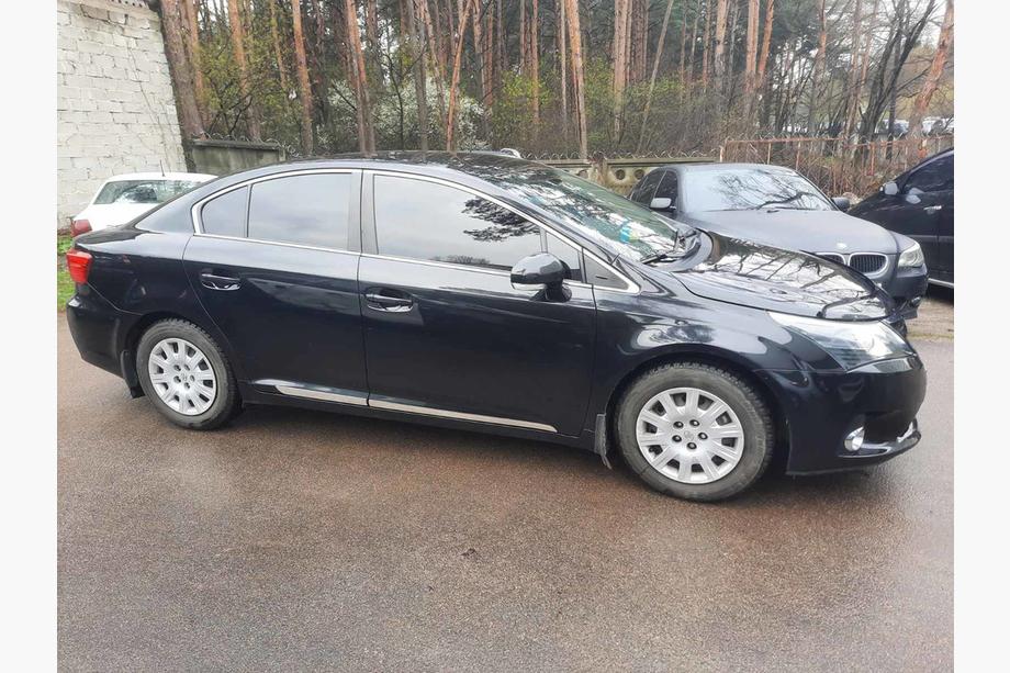 Toyota Avensis 2009–2018 Dveřní lišty z nerezu (4 ks) Image