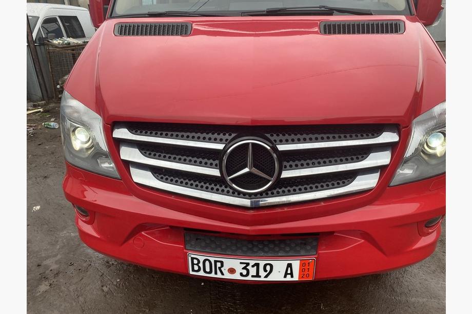 Mercedes Sprinter W906 2006–2018 Zlevněno! Nerezové lišty na masku chladiče (2013↗) Image