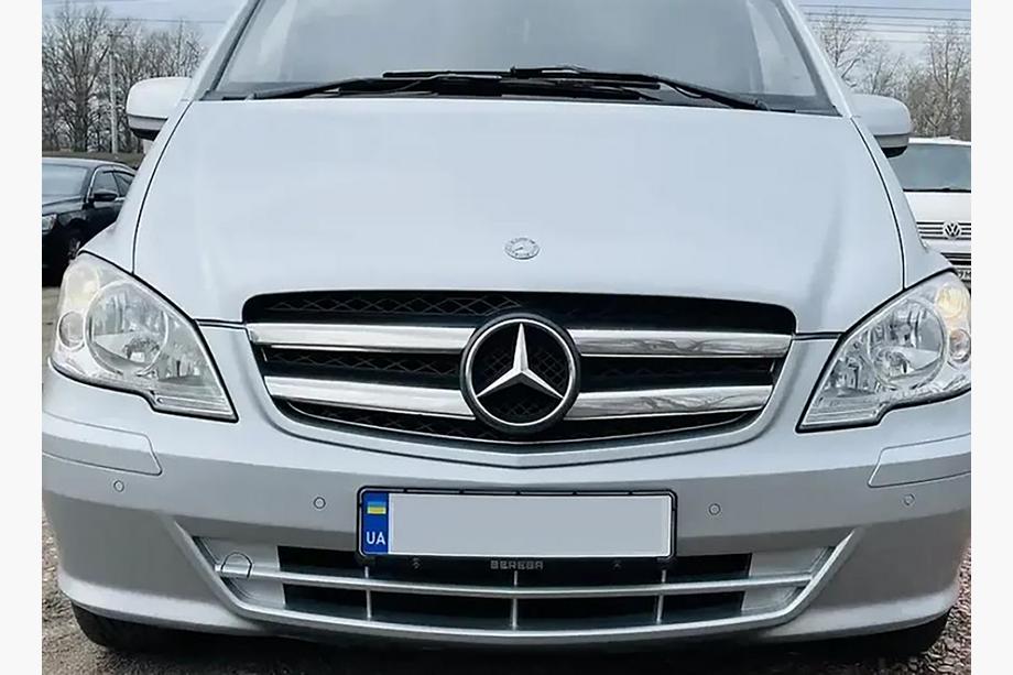 Mercedes Vito W639 2004–2014 Nerezové lišty na lem masky chladiče 2010-2015 (nerez) Image