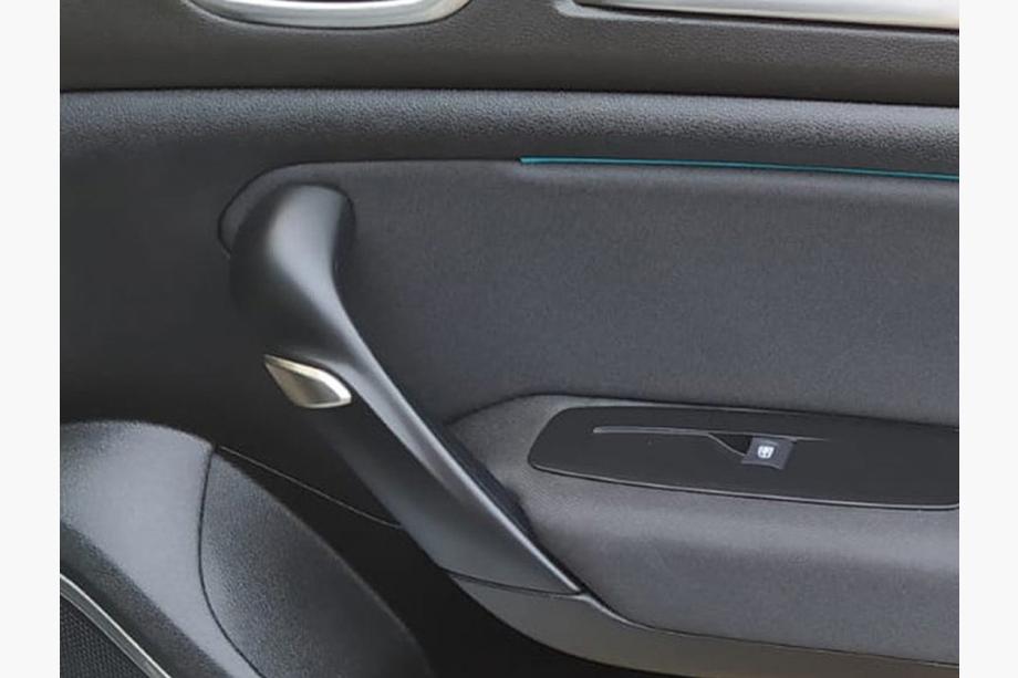 Renault Megane IV 2016–2025 Kryty loketních opěrek v interiéru (2 ks, nerez) Image