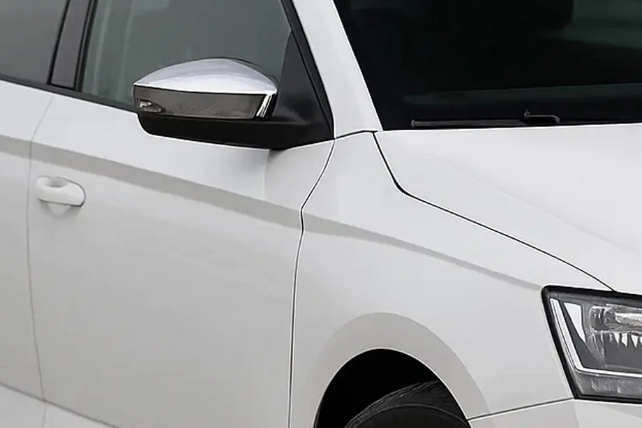 Skoda Rapid 2012–2019 Nerezové kryty zrcátek s výřezem pro směrovku (2 ks) Image