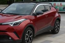 Toyota C-HR 2016–2023 Lišty oken OmsaLine (4 ks, nerez) fotografie 5