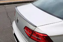 Volkswagen Passat B8 2015–2023 OEM spoiler (k lakování) fotografie 1