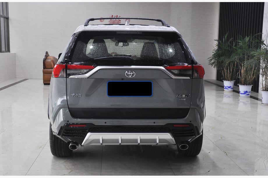 Toyota Rav 4 2019–2025 Zadní nárazník TRD Image