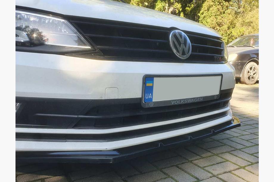 Volkswagen Jetta 2011–2018 Nástavec na přední nárazník Lip (2010-2018, černý lesk) Fotografie 7