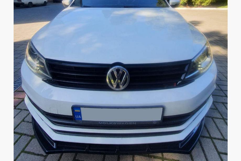 Volkswagen Jetta 2011–2018 Nástavec na přední nárazník Lip (2010-2018, černý lesk) Fotografie 11