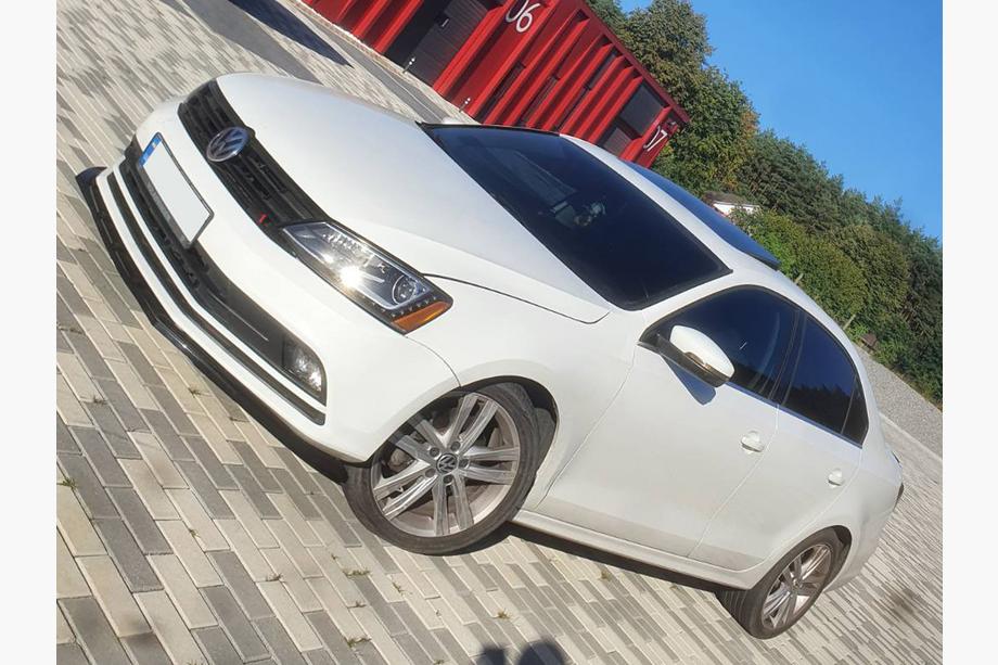 Volkswagen Jetta 2011–2018 Nástavec na přední nárazník Lip (2010-2018, černý lesk) Fotografie 12