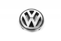 Volkswagen Passat B6 2006–2012 SLEVA! Přední emblém V2 (vzhled originálu) fotografie 1