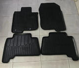 Toyota Land Cruiser Prado 150 2009–2023 Gumové koberce do interiéru (2013-2022, originál) použité fotografie 1
