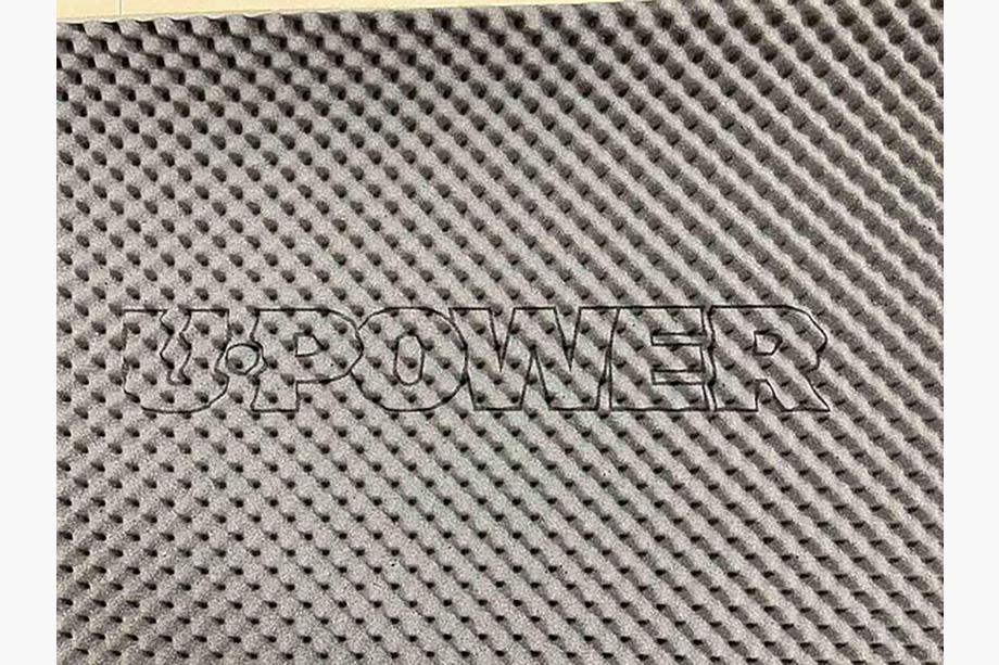 Antiskřípací izolace Ultimate U-Power Overtone 30 mm (75×100 cm) Fotografie 2