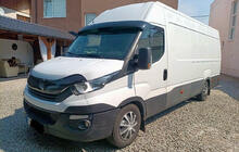 Iveco Daily 2014– Kšilt na čelní sklo V2 (černý lesk, 5 mm) fotografie 6