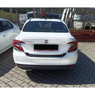 Ozdobná lišta na víko kufru (3 ks, ABS) Fiat Tipo 2016– fotografie 4