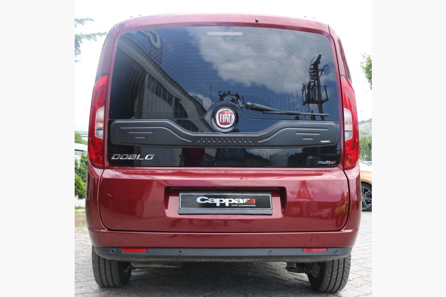 Fiat Doblo II 2010–2022 Lišta na víko kufru (ABS) Fotografie 3