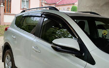 Toyota Rav 4 2013–2018 Okenní ofuky s chromovanou lištou (4 ks, Niken) fotografie 4