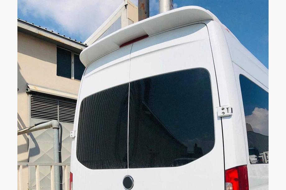 Volkswagen Crafter 2006–2016 Spoiler Anatomik (široká verze, k lakování) Fotografie 1