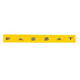 Nápis Passat (390×17 mm) Volkswagen Passat B8 2015–2023 fotografie 2