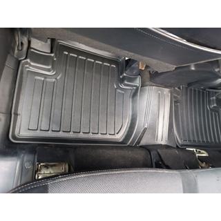 Gumové autokoberce Stingray 3D (5 ks, polyuretan) Peugeot 4007 2007–2013 fotografie 3