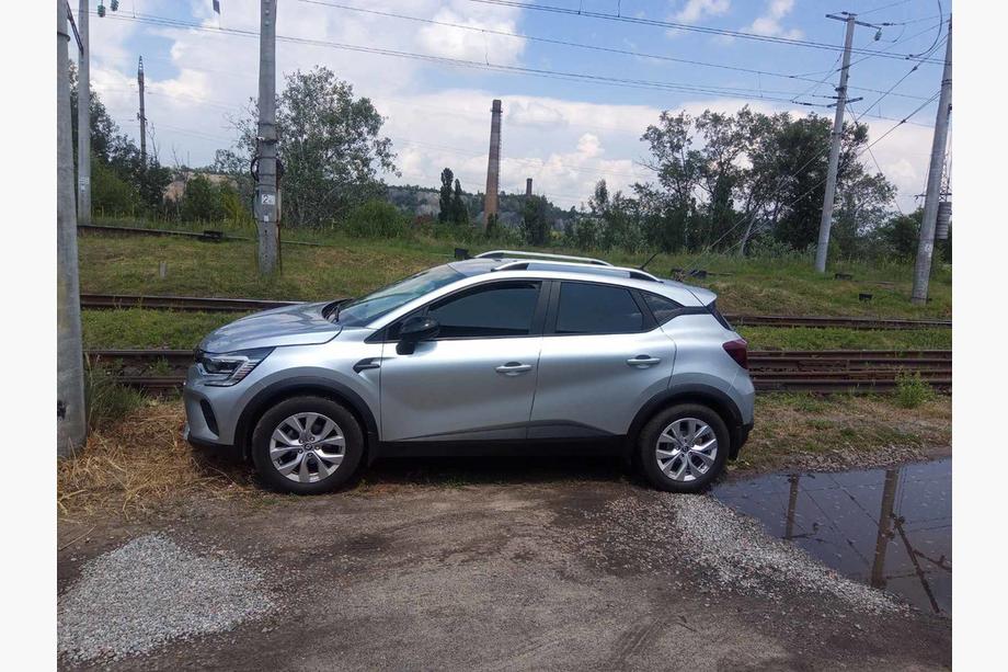 Renault Captur 2013–2019 Střešní ližiny Skyport (matná šedá) Image