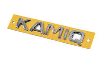 Skoda Kamiq 2019– Nápis Kamiq (135 × 23 mm) fotografie 2