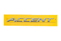 Hyundai Accent 2011–2017 Nápis Accent 86311-1R000 (190 mm x 16 mm) fotografie 1