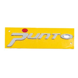 Emblém – nápis Punto pro Grande (červená tečka, 1518b) Fiat Punto Grande/EVO 2006–2018 fotografie 1