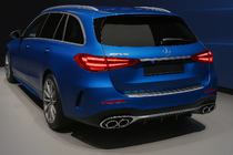 Mercedes C-class W206 2022– Ochranná lišta zadního nárazníku Carmos matná (SW, nerez) fotografie 1