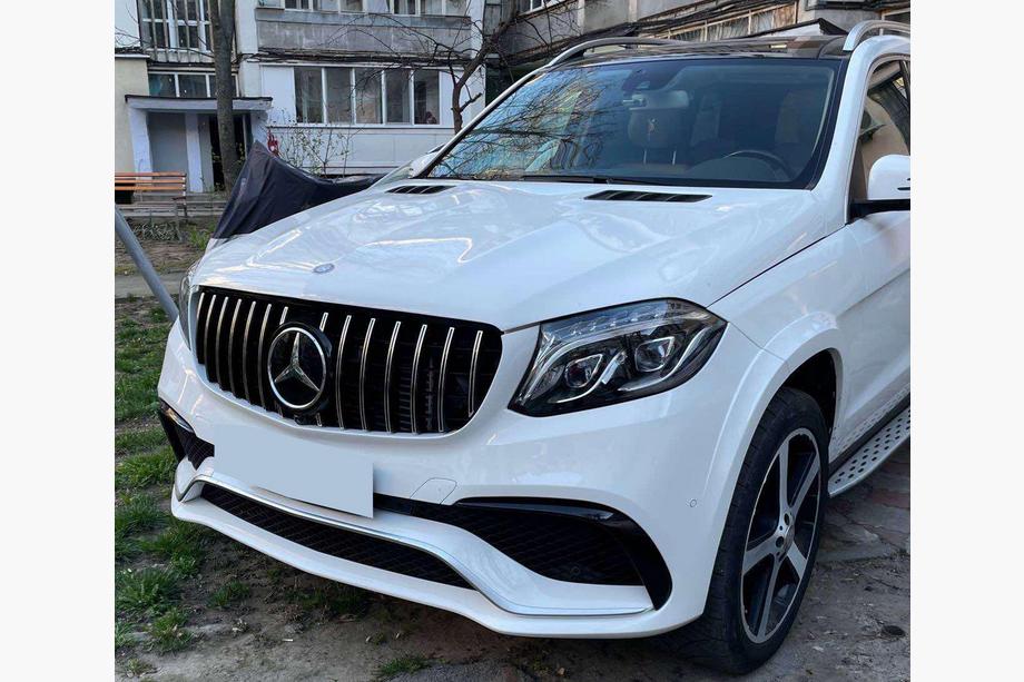 Mercedes GL/GLS třída X166 2012–2019 Restylingový kit z GL na GLS AMG Fotografie 7