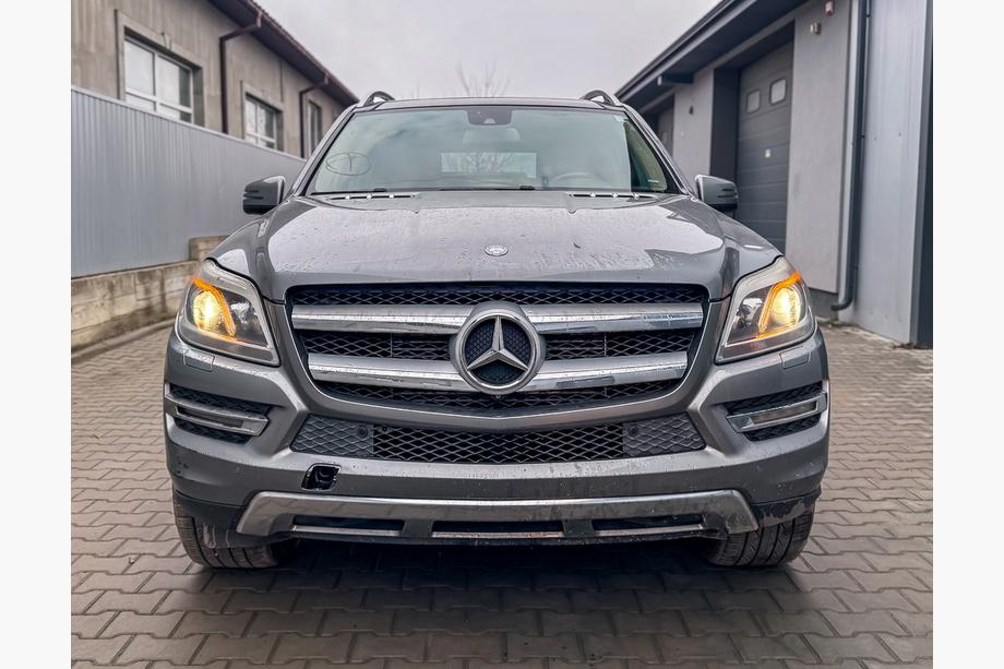 Mercedes GL/GLS třída X166 2012–2019 Restylingový kit z GL na GLS AMG Fotografie 37