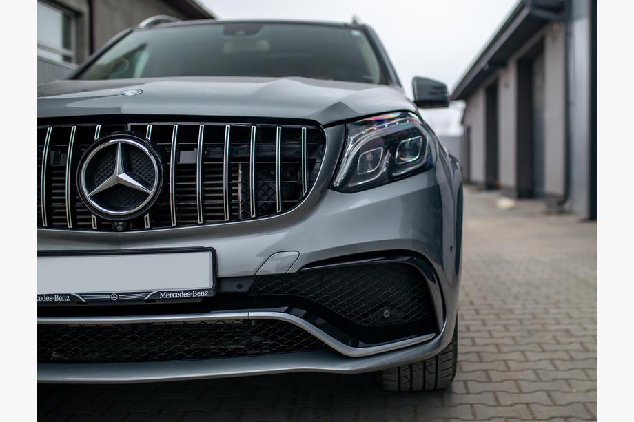 Mercedes GL/GLS třída X166 2012–2019 Restylingový kit z GL na GLS AMG Fotografie 44