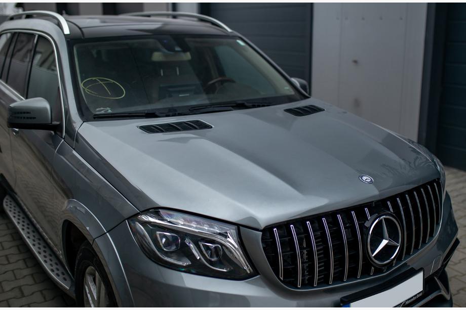 Mercedes GL/GLS třída X166 2012–2019 Restylingový kit z GL na GLS AMG Fotografie 45