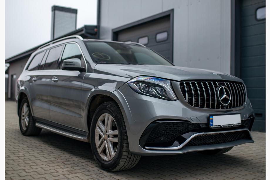 Mercedes GL/GLS třída X166 2012–2019 Restylingový kit z GL na GLS AMG Fotografie 36